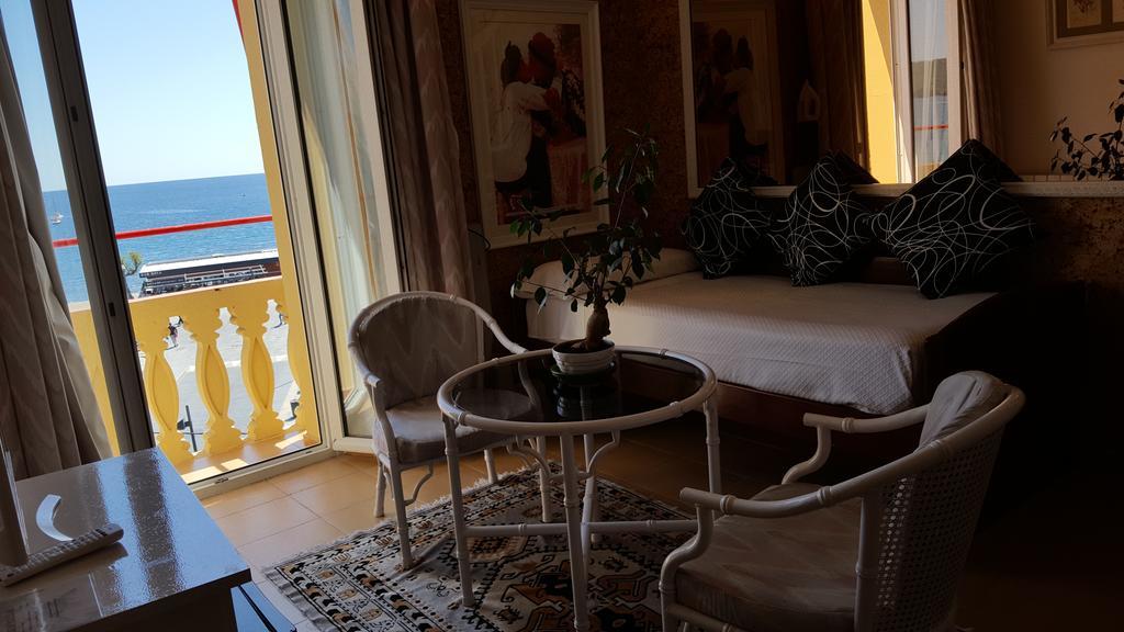 Hotel La Residencia Cadaques Bagian luar foto