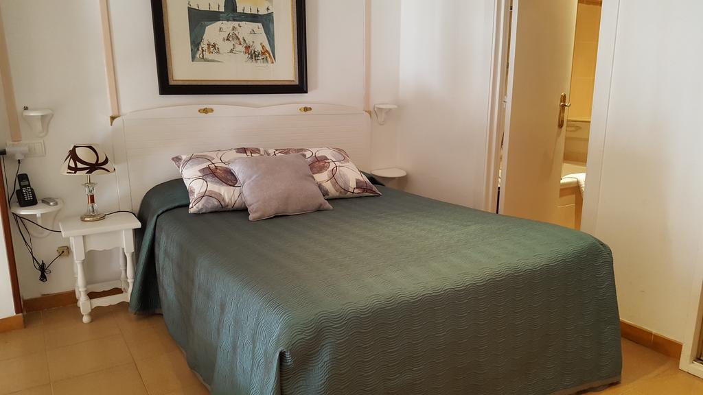 Hotel La Residencia Cadaques Bagian luar foto